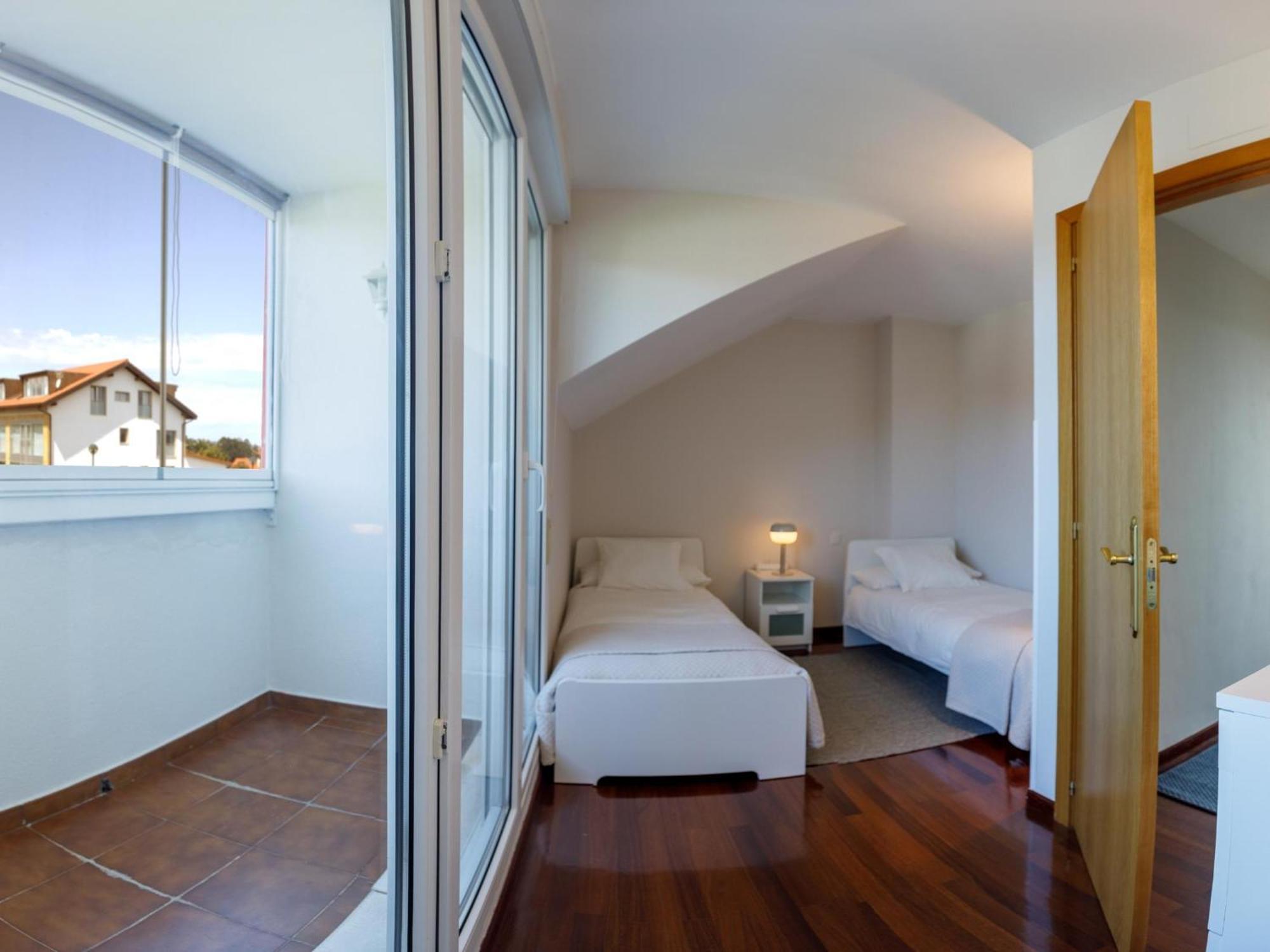 Apartamento Los Laureles Miengo Exteriör bild